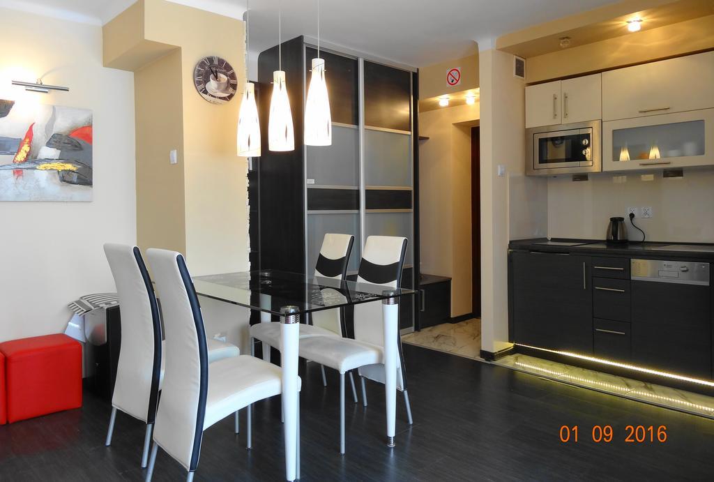Apartament Krysztalowy Krynica Zdroj Luaran gambar